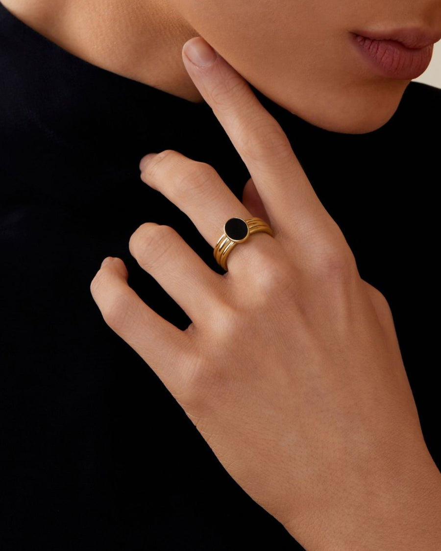 fidget black onyx signet ring